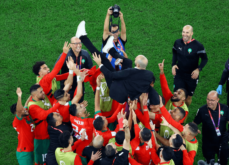 瑞士爆冷摩洛哥，萨内统治全场