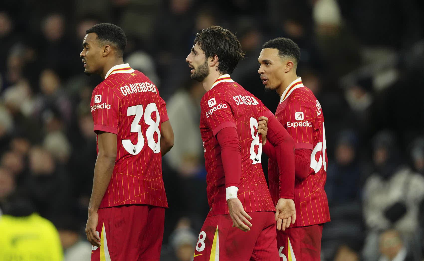 利物浦挑战切尔西,双方对决备受瞩目 利物浦挑战切尔西,双方对决备受瞩目