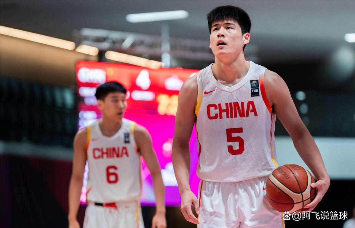 深圳队险胜湖南男篮,紧张对决惊险收官 深圳队险胜湖南男篮,紧张对决惊险收官