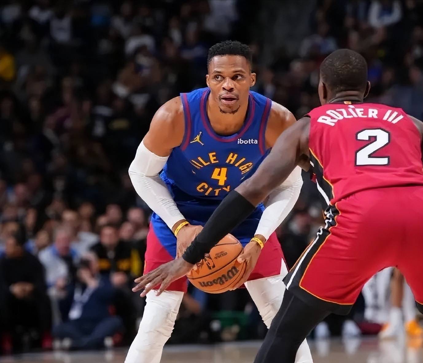 快船暗藏板凳实力备战关键战役