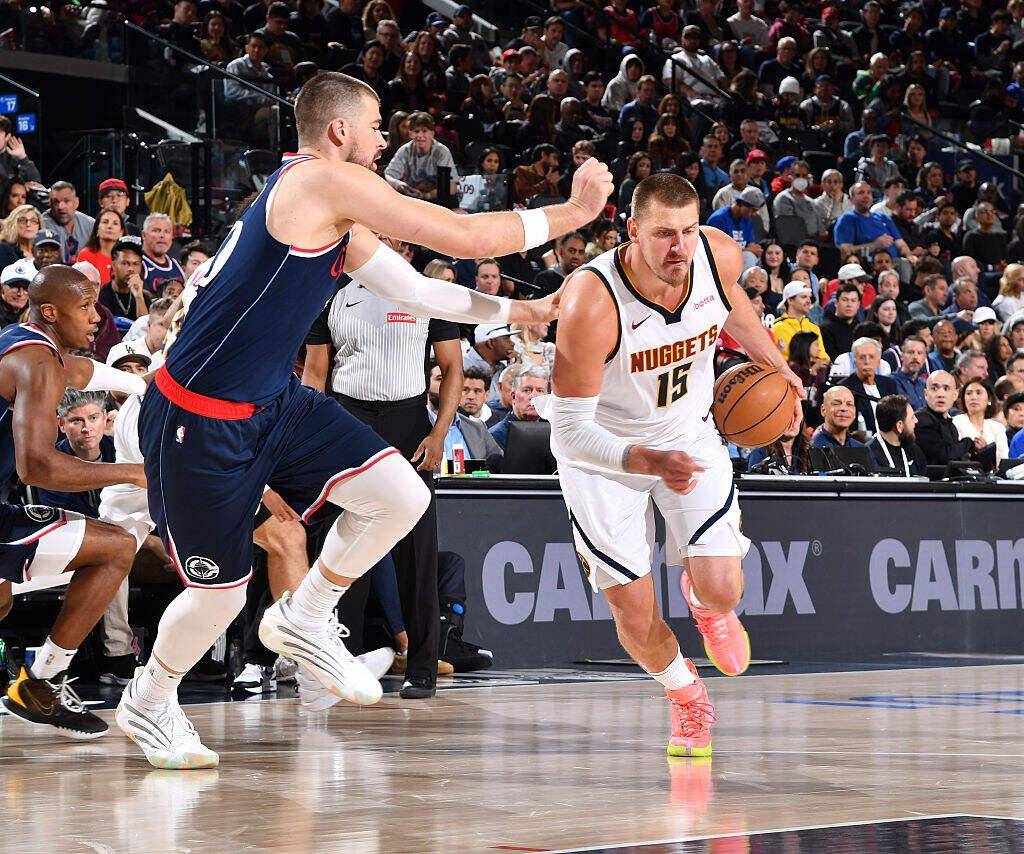 南韩男篮血洗法国男篮，约基奇制霸全场